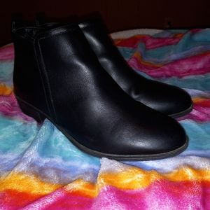 Women's ankle boots